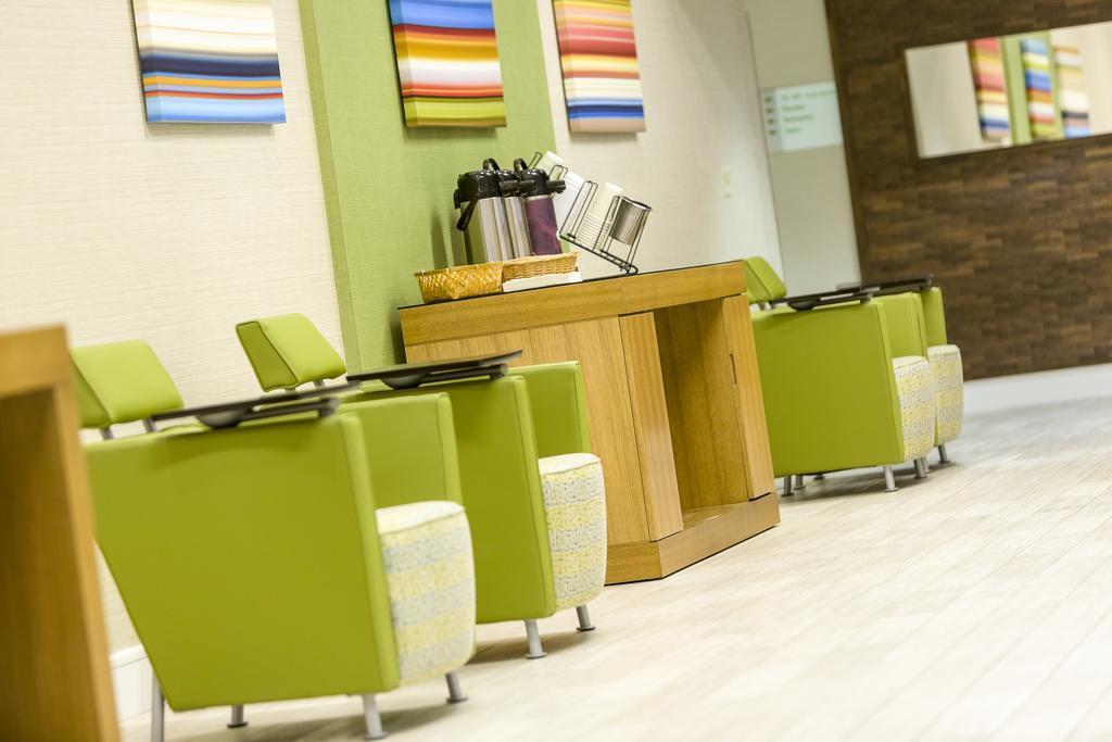 Holiday Inn Salem By Ihg Eksteriør bilde
